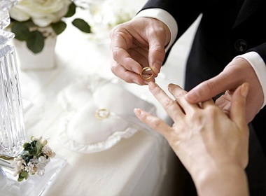 Thẩm quyền thực hiện đăng ký kết hôn với người nước ngoài